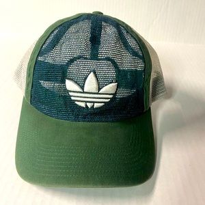 Adidas rare sample hat mesh SnapBack green